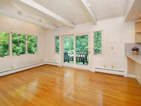 182 Southfield Rd, Concord MA 01742