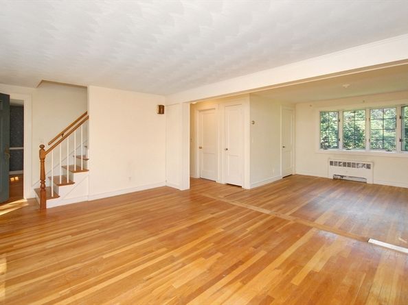 182 Southfield Rd, Concord MA 01742
