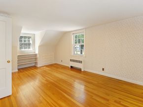 182 Southfield Rd, Concord MA 01742