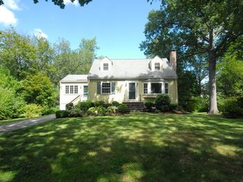 182 Southfield Rd