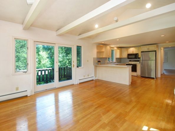 182 Southfield Rd, Concord MA 01742