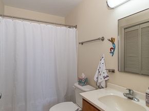 24 Cobblestone Ln 603, Gloucester MA 01930