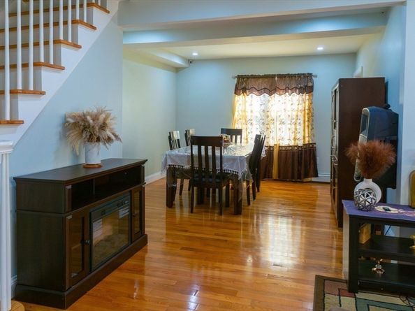 36 Jackson Ave, Fitchburg MA 01420