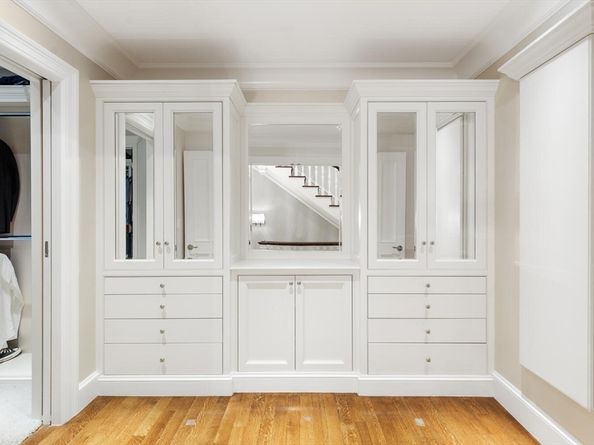 18 Marlborough St, Boston MA 02116