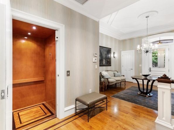 18 Marlborough St, Boston MA 02116