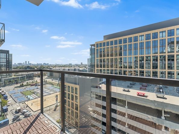 375 Canal St 1103, Somerville MA 02145