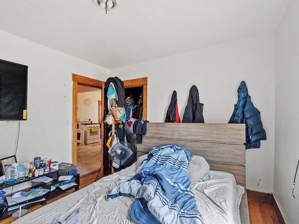 11 Mattson Ave, Worcester MA 01606