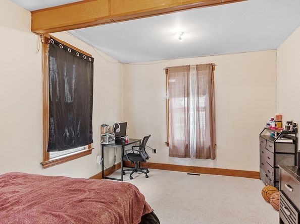 11 Mattson Ave, Worcester MA 01606