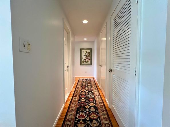 65 Grove St 445, Wellesley MA 02482
