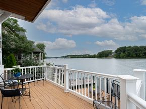 135 Lake Ave, Worcester MA 01604