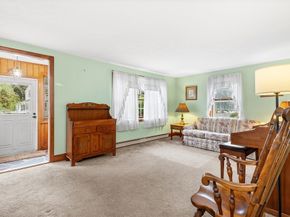 16 Breakheart Road, Saugus MA 01906