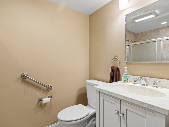 16 Breakheart Road, Saugus MA 01906