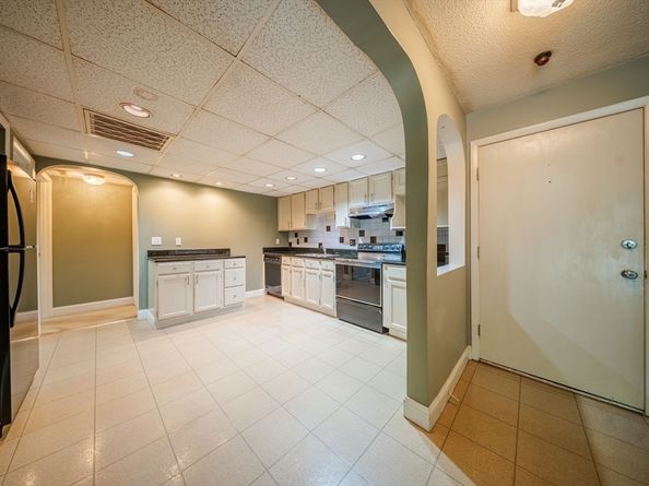 3 Shadowbrook Lane 3, Milford MA 01757