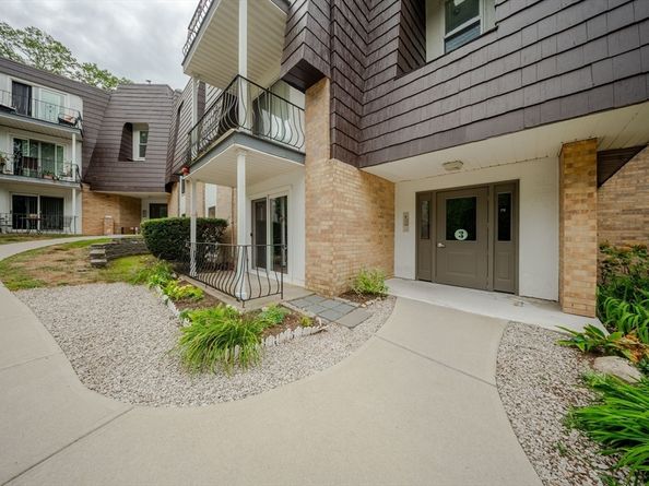 3 Shadowbrook Lane 3, Milford MA 01757