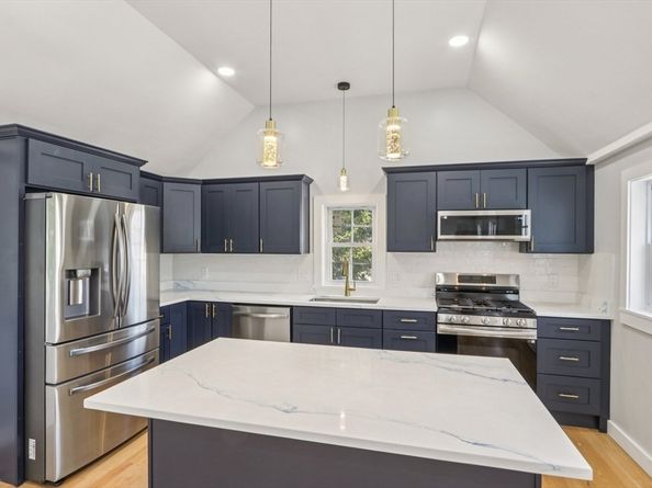 410 Ferry St, Malden MA 02148