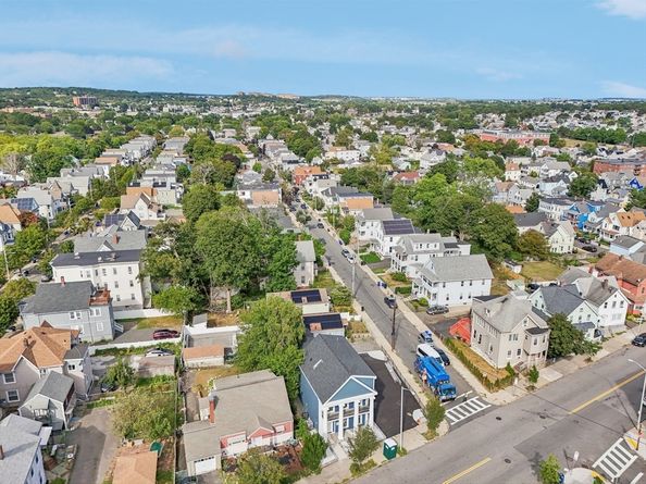410 Ferry St, Malden MA 02148