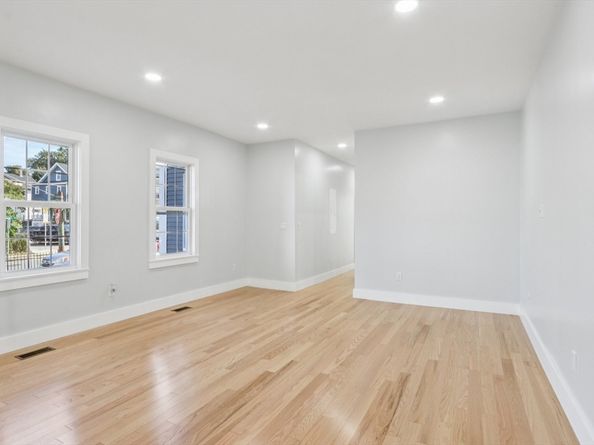 410 Ferry St, Malden MA 02148
