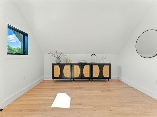 42 Pitcher Ave 42, Medford MA 02155
