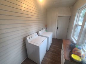 37 Adams Street, Worcester MA 01604