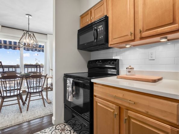 117 Water St 28, Beverly MA 01915