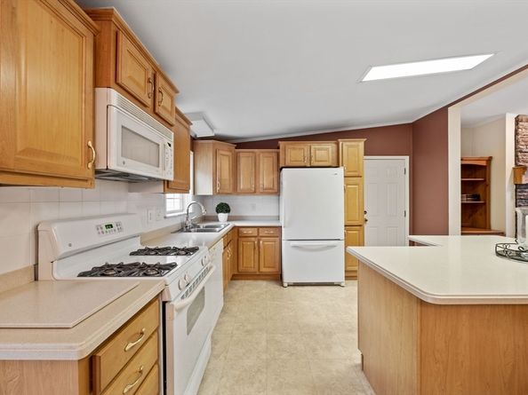 3705 Pheasant Lane, Middleboro MA 02346