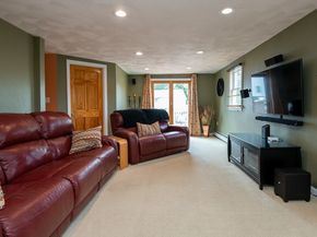 12 Ronny Terr, Peabody MA 01960