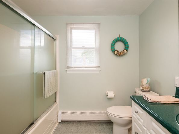 12 Ronny Terr, Peabody MA 01960