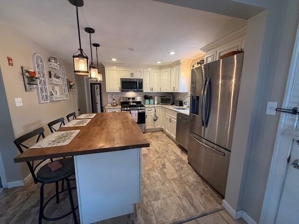 44 Oak Street, Billerica MA 01862