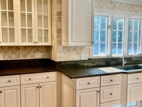 11 Scotland Dr, Andover MA 01810