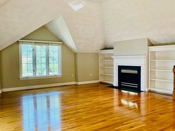 11 Scotland Dr, Andover MA 01810