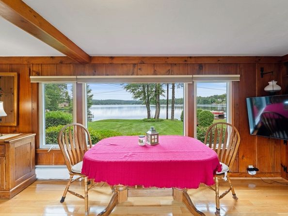 17 Moorings Way, West Brookfield MA 01585