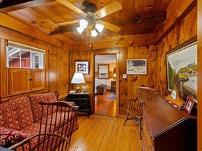 17 Moorings Way, West Brookfield MA 01585