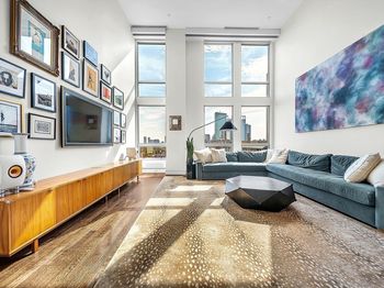 360 Newbury Street