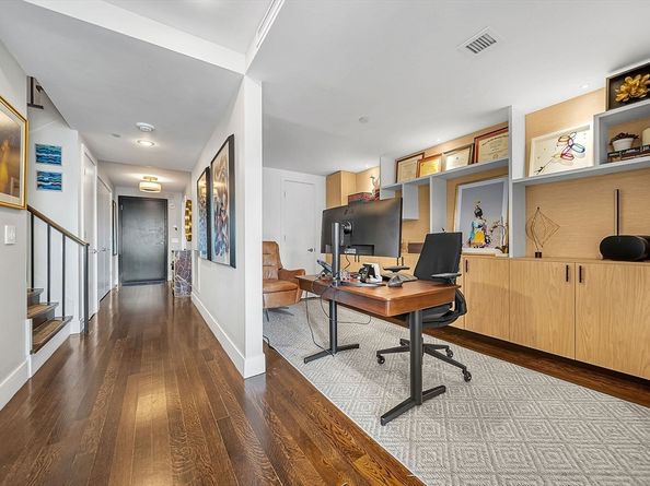 360 Newbury Street PH807, Boston MA 02115