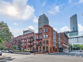 360 Newbury Street PH807, Boston MA 02115