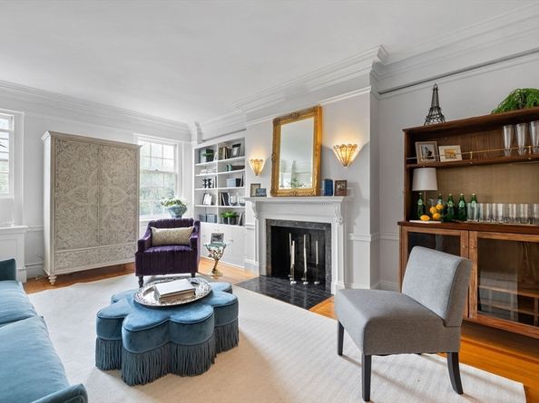 180 Commonwealth Avenue 14, Boston MA 02116