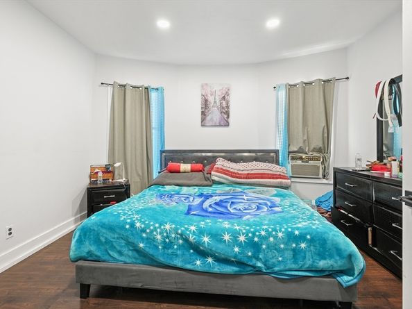 34 Norton St, Boston MA 02125