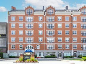 11 Church Street 207, Salem MA 01970