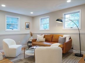 4 Bullard Cir, Medway MA 02053