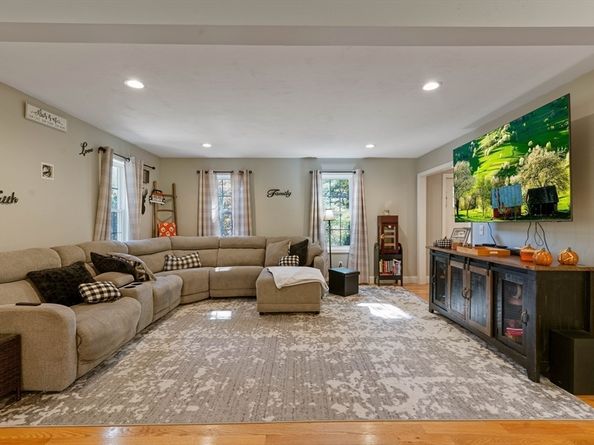 2226 Main Street, Holden MA 01522