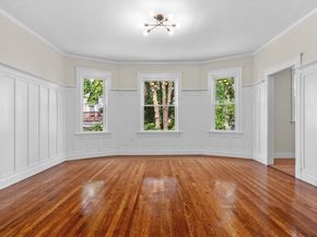 35 George St 35, Newton MA 02458