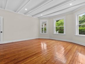 35 George St 35, Newton MA 02458