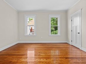 35 George St 35, Newton MA 02458