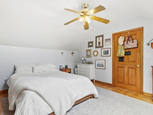 35 Sylvanus Wood Lane, Woburn MA 01801