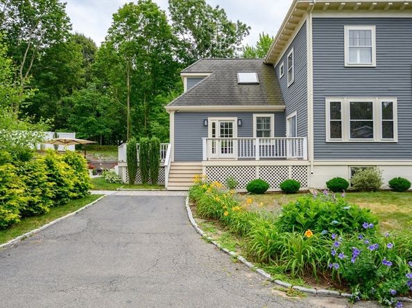 626 Main Street, Hingham MA 02043