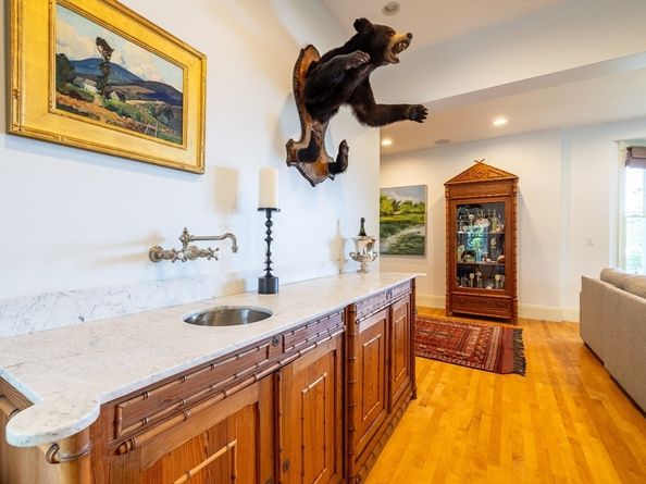 15 Geneva Rd, Andover MA 01810
