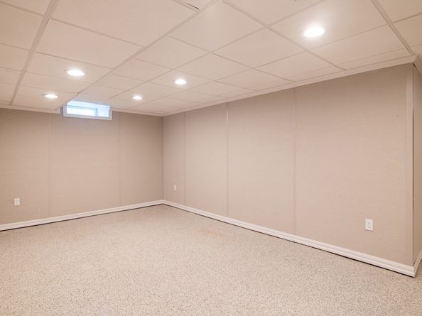 15 Geneva Rd, Andover MA 01810
