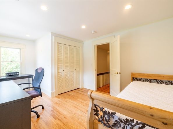 15 Geneva Rd, Andover MA 01810