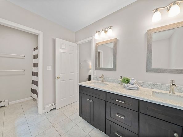 7 Hemlock St, Kingston MA 02364