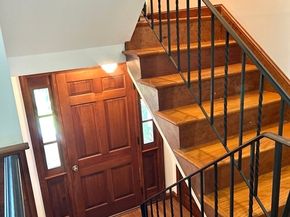 98 King St, Groveland MA 01834